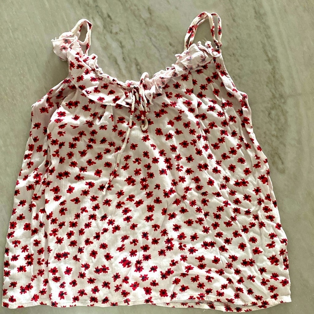 Billabong size large top. Adjustable straps ruffle tie cami red cream black